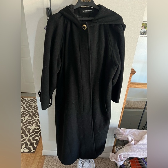 Donny brook black trenchcoat - Picture 1 of 5